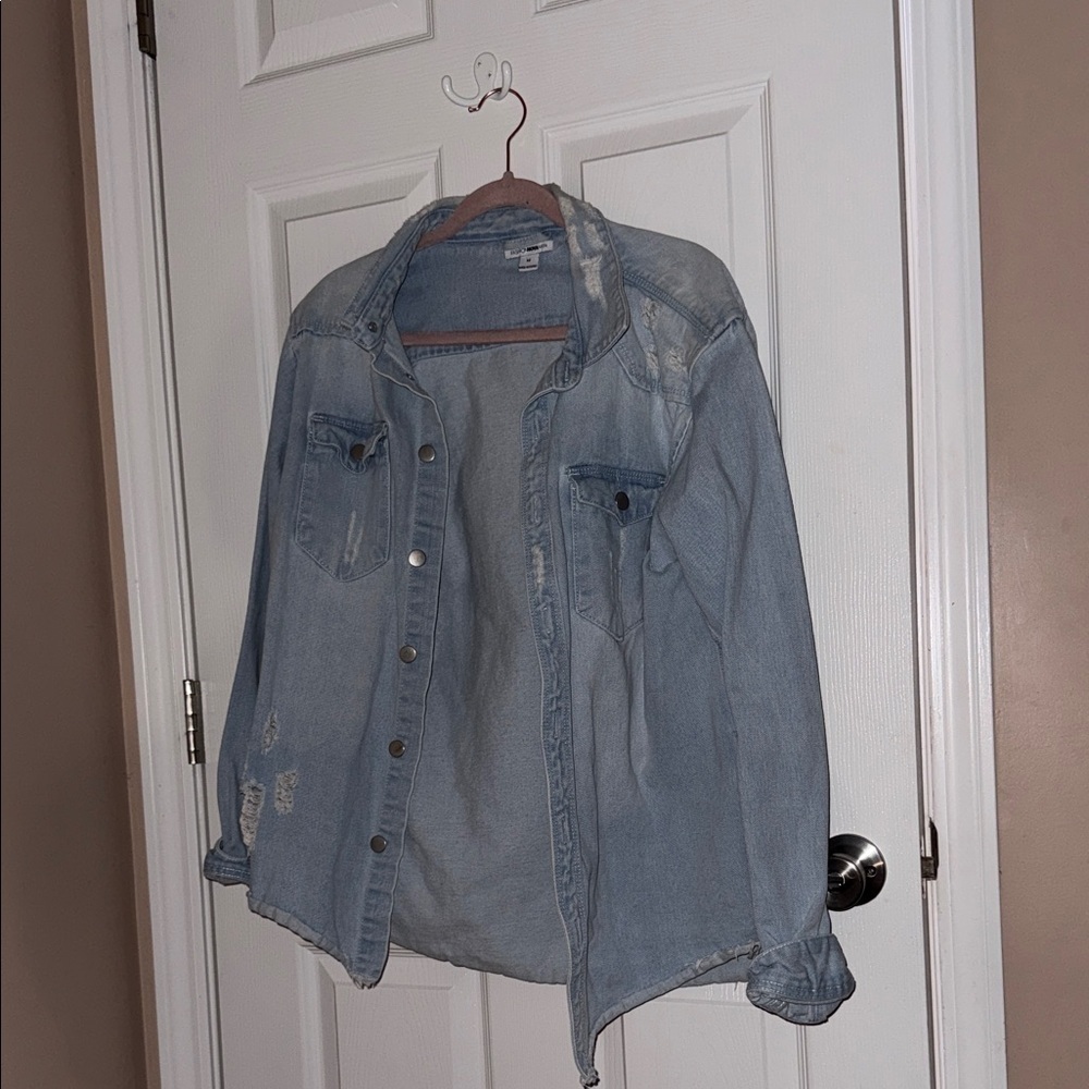 Men’s Distressed Denim Jacket